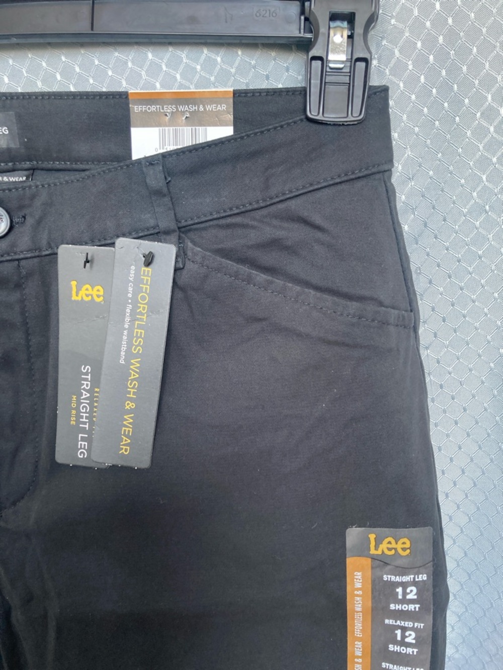 Lee midrise relaxed fit straight leg pant black effortless wash & wear 12 short - Picture 7 of 17